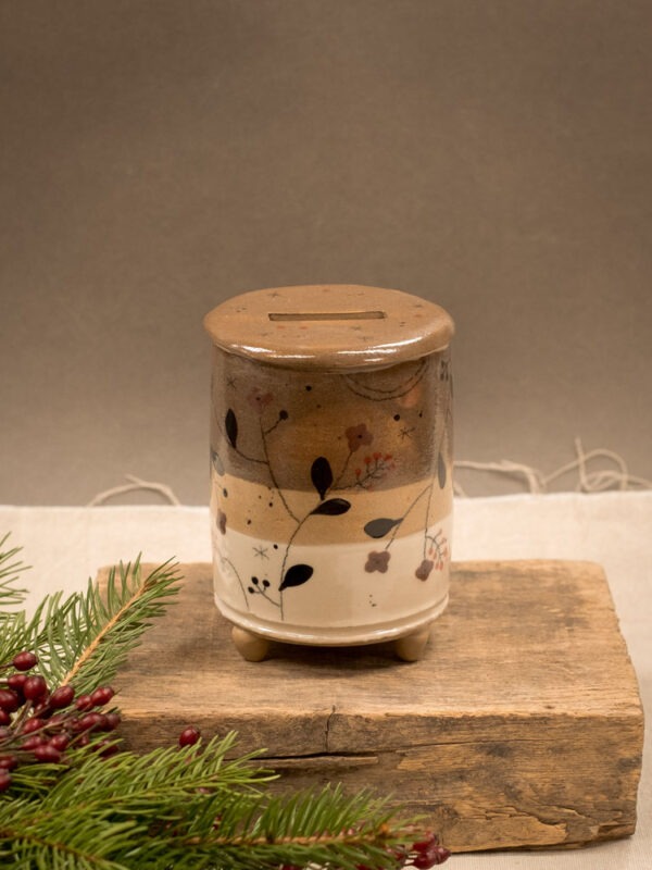 Hranilnik Divja družba - Cvetlice (z luknjo)