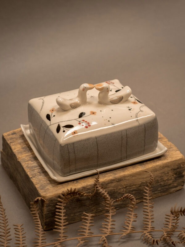 Butter dish – Springtime ducks